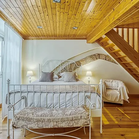 Inloveapartments - Amazing Duplex At Alfama Lisbona