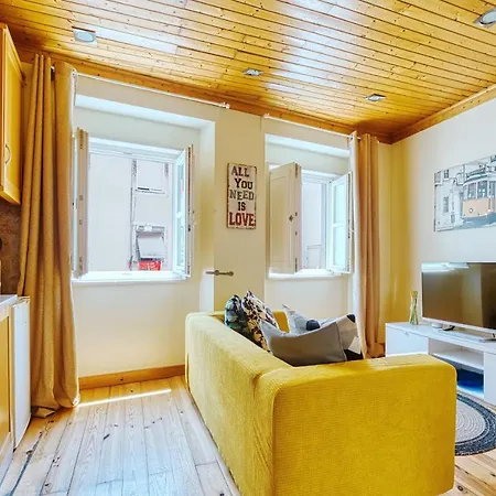 Inloveapartments - Amazing Duplex At Alfama Lisbona