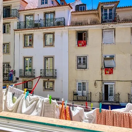 Amazing Duplex At Alfama 아파트 *