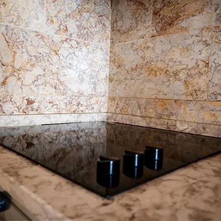 아파트 Amazing Duplex At Alfama