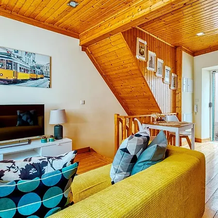 Appartamento Inloveapartments - Amazing Duplex At Alfama Lisbona